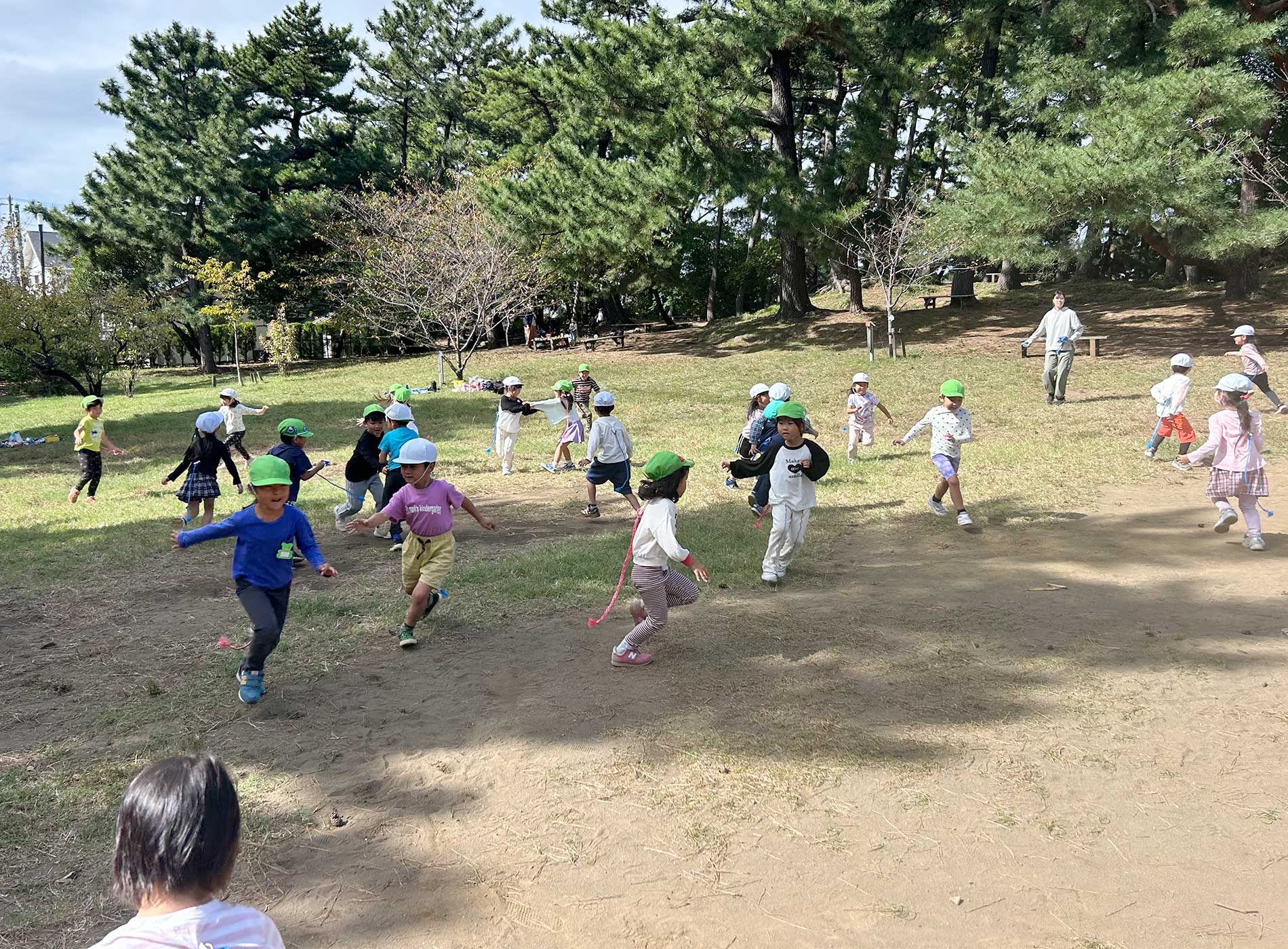 聖マルコ幼稚園遊ぶ子供達
